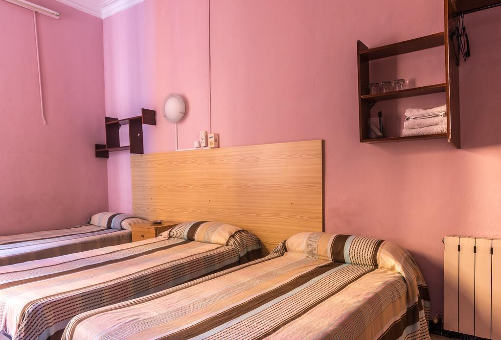 Hostel Turisol Barcelona Eksteriør bilde