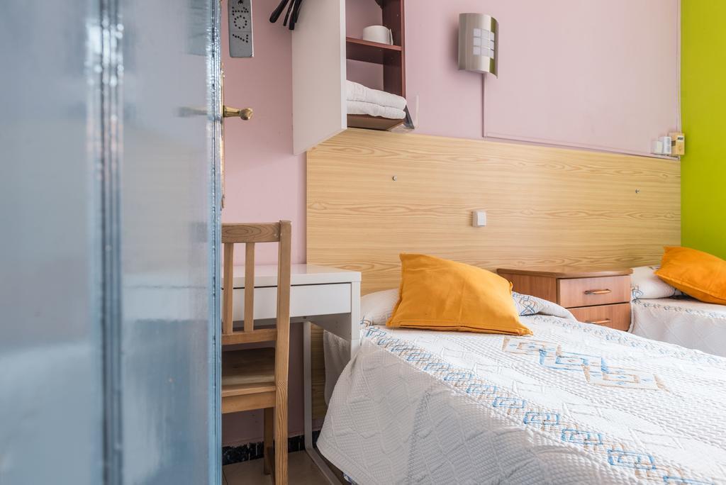 Hostel Turisol Barcelona Eksteriør bilde
