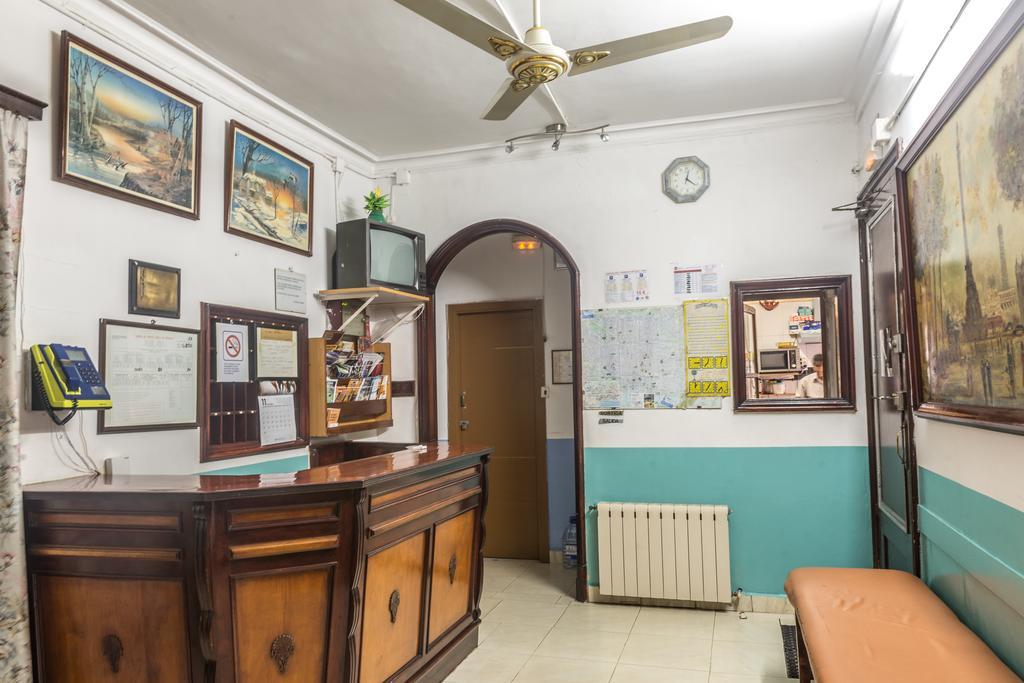 Hostel Turisol Barcelona Eksteriør bilde